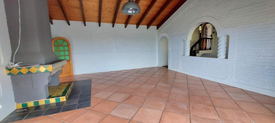 4 Bedroom Property for Sale in Blue Bend Eastern Cape